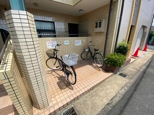 アンジュ－ル久津川の物件外観写真